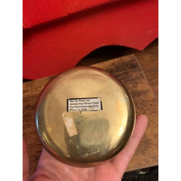 Vintage Brass Trinket Dish Bowl With Lid Enamel Flowers Pink India Gorgeous EUC - Picture 3 of 4